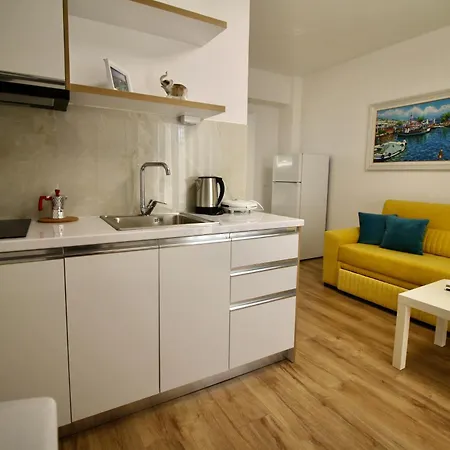 Apartment Berti Sarandë